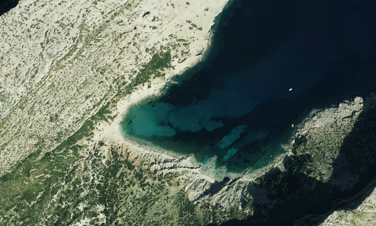 Flyfoto av Cala Bóquer