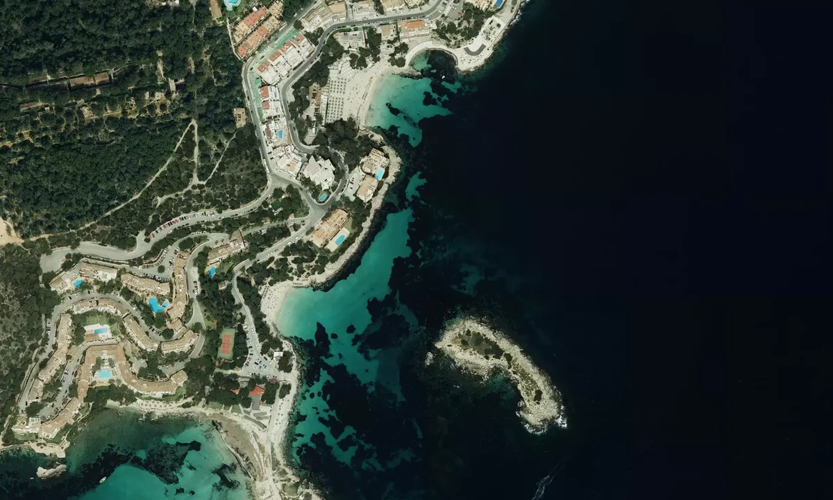 Flyfoto av Cala Comtesa
