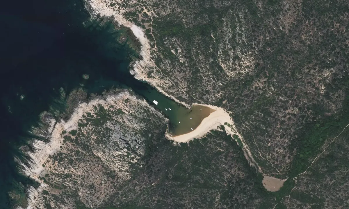 Flyfoto av Cala d'Agulia