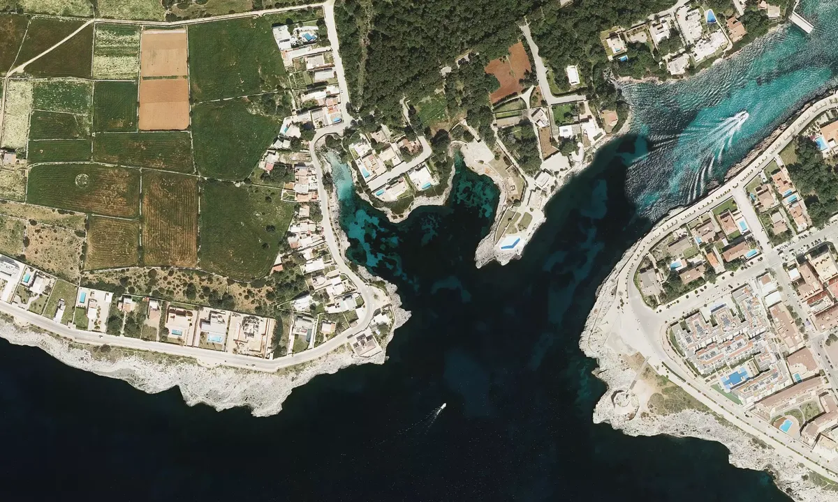 Satelite image of Cala de Frares
