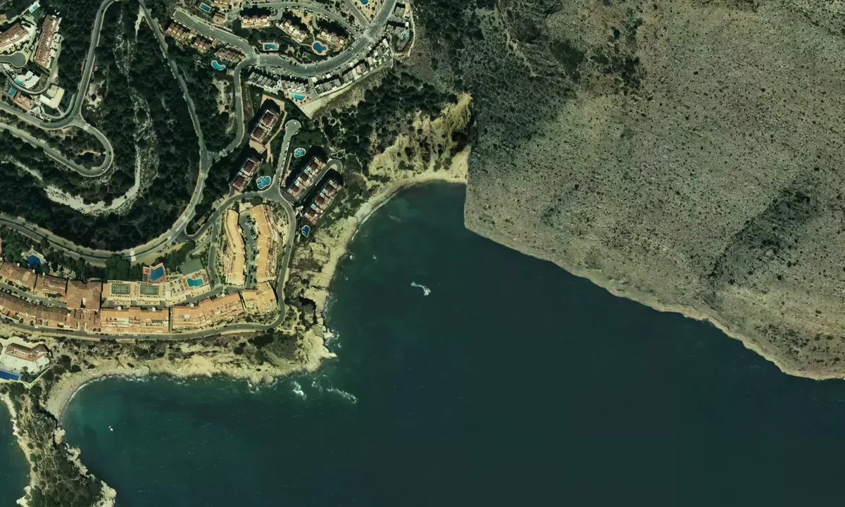 Flyfoto av Cala del Raco del Corb
