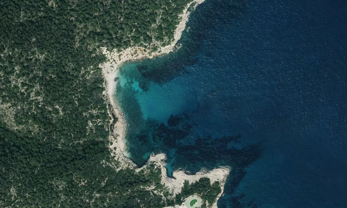 Flyfoto av Cala des Forn