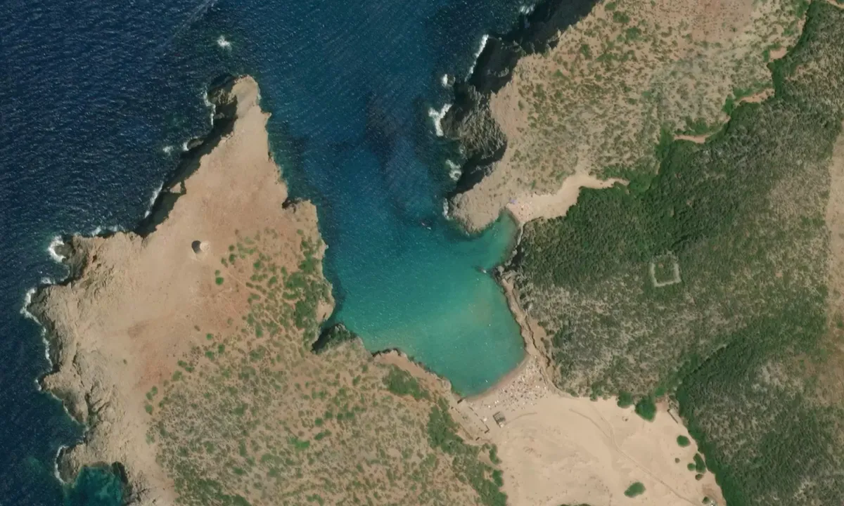 Flyfoto av Cala Domestica