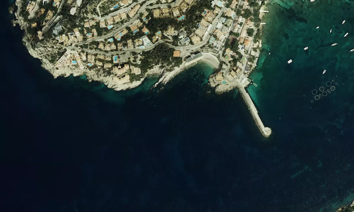 Flyfoto av Cala Fonoll