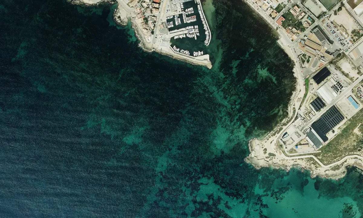 Flyfoto av Cala Gamba