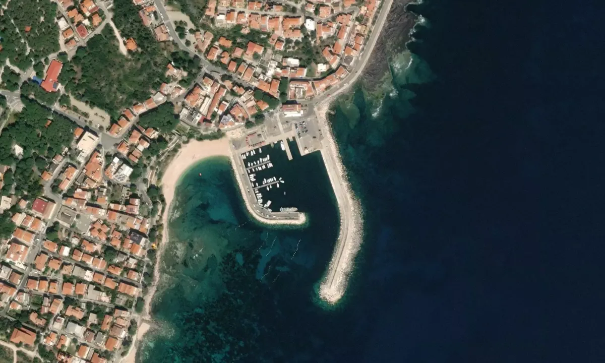 Flyfoto av Cala Gonone Marina