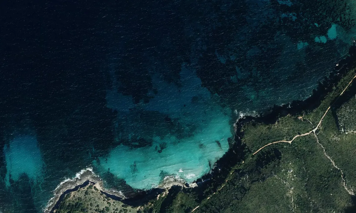 Flyfoto av Cala Mata