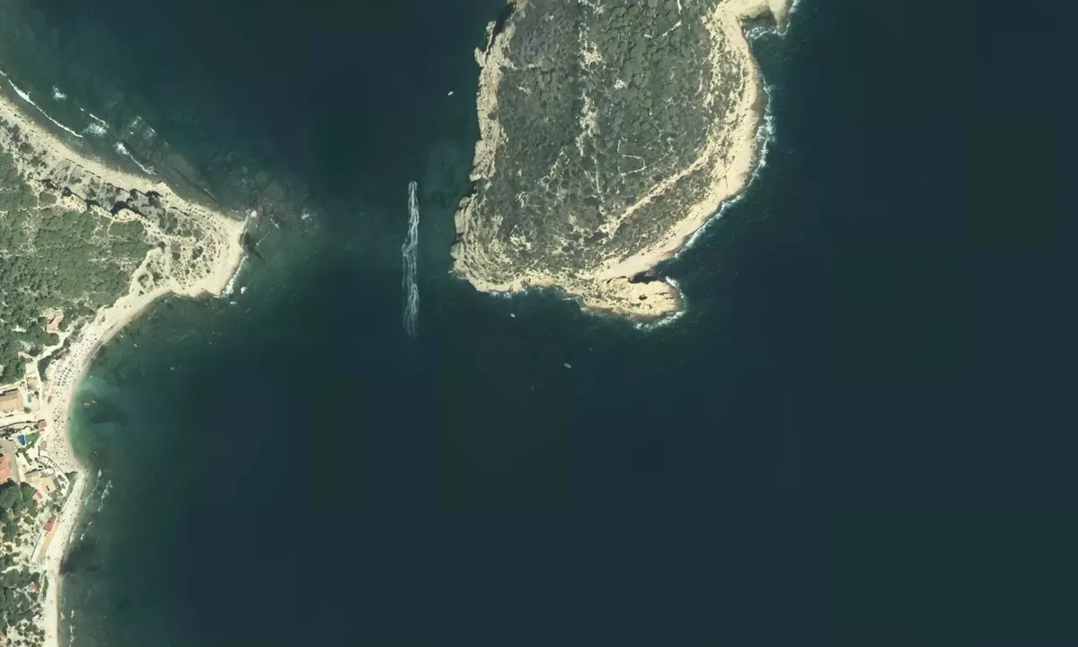 Flyfoto av cala Mompy