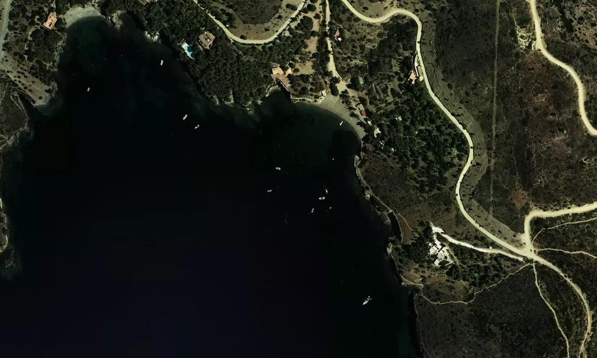 Flyfoto av cala pelosa
