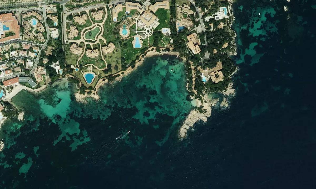 Flyfoto av Cala punta negra