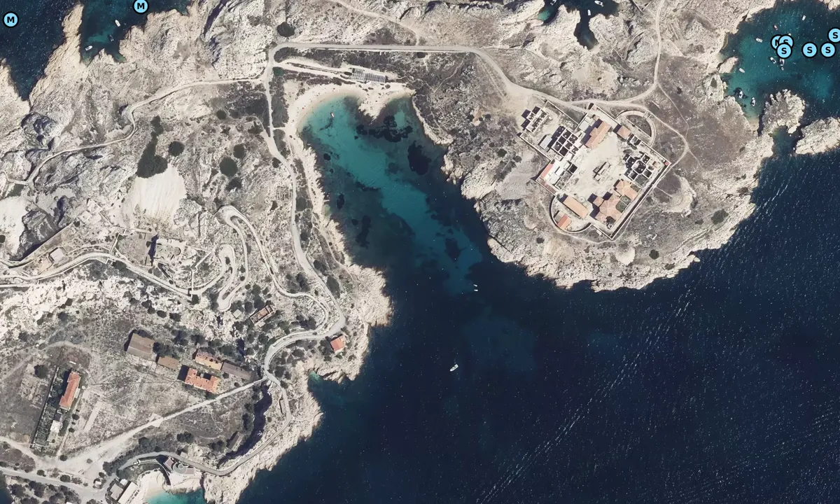 Satelite image of Calanque de Saint-Estève