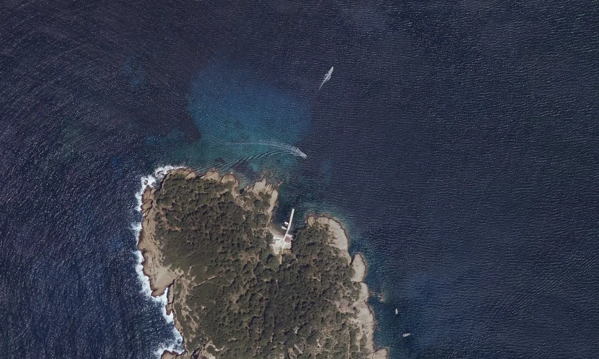 Flyfoto av Calanque Saint-Pierre