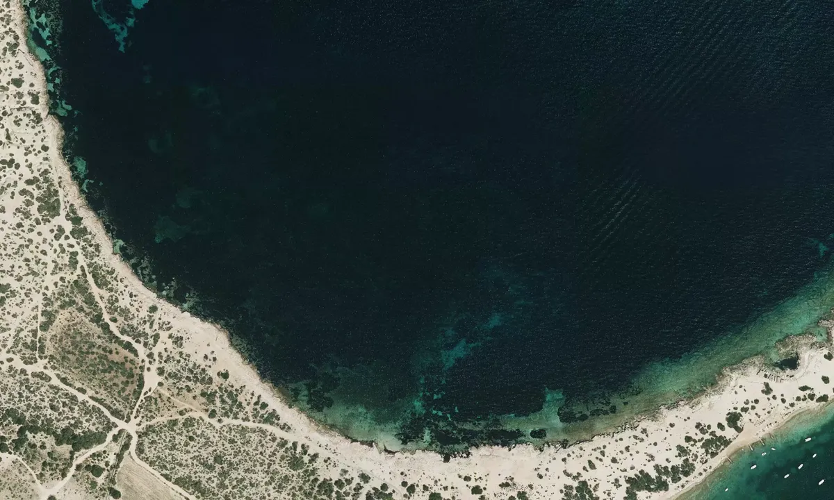 Flyfoto av Caló de s'Oli