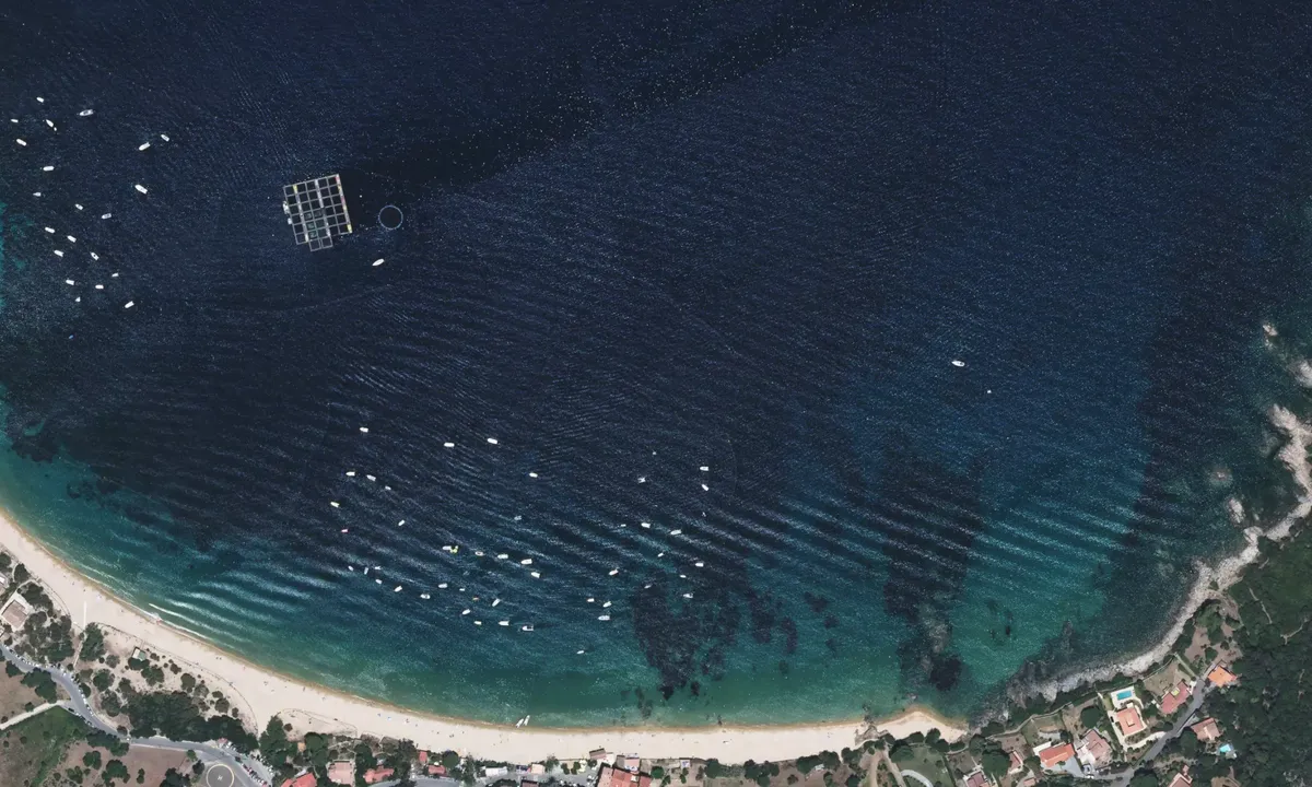 Flyfoto av Campomoro