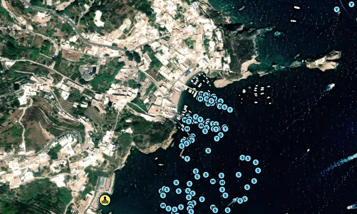 Satelite image of Cantieri Parisi