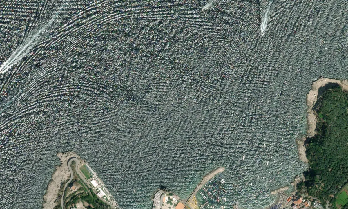 Flyfoto av Capo di Massa