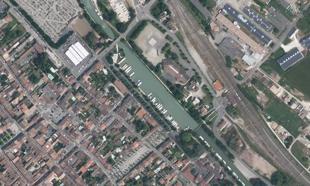 Satelite image of Castelsarrasin