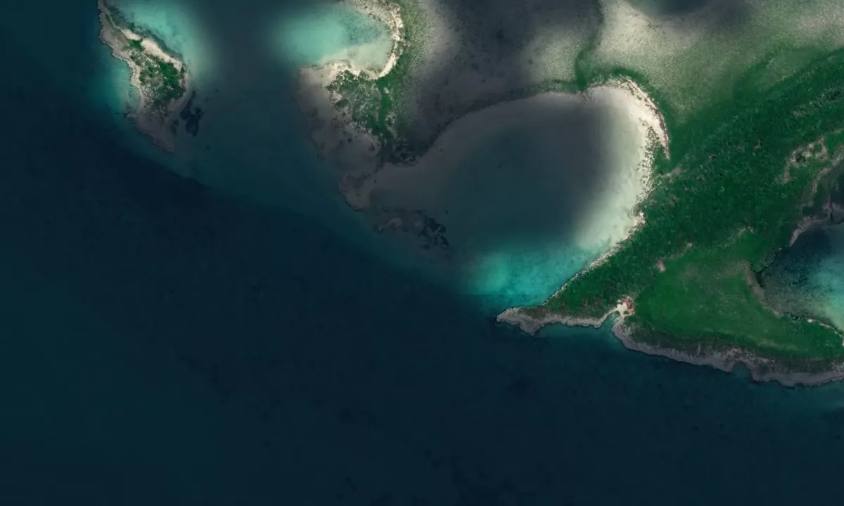 Flyfoto av Cave Cay West