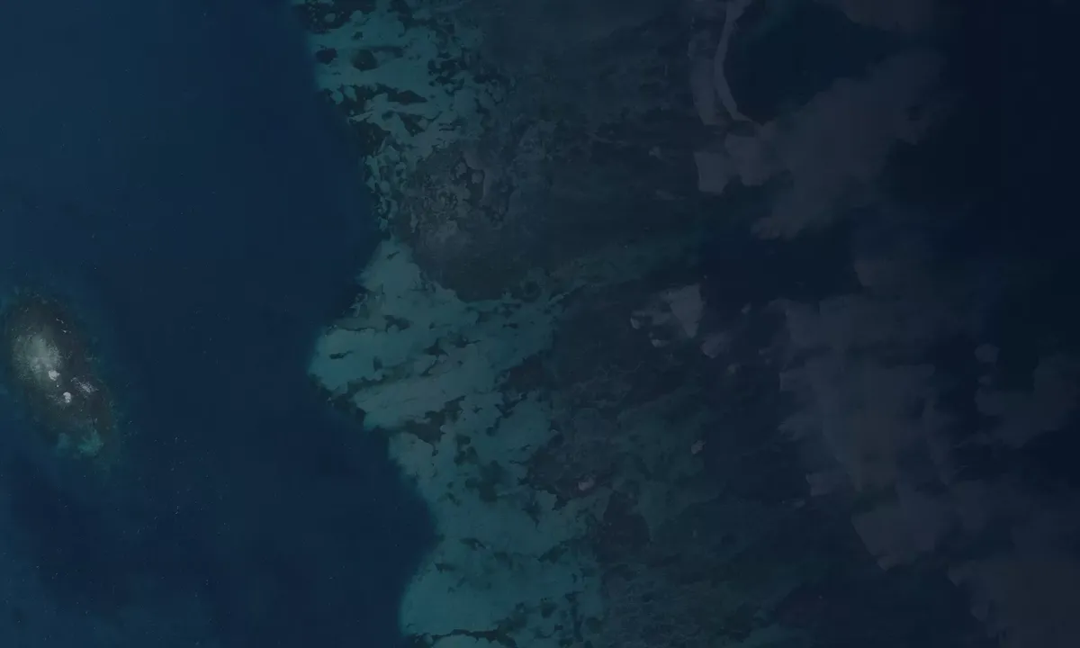 Satelite image of Cayes Pariades