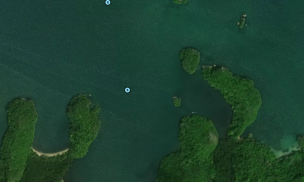 Satelite image of Cayos de Los Pajaros