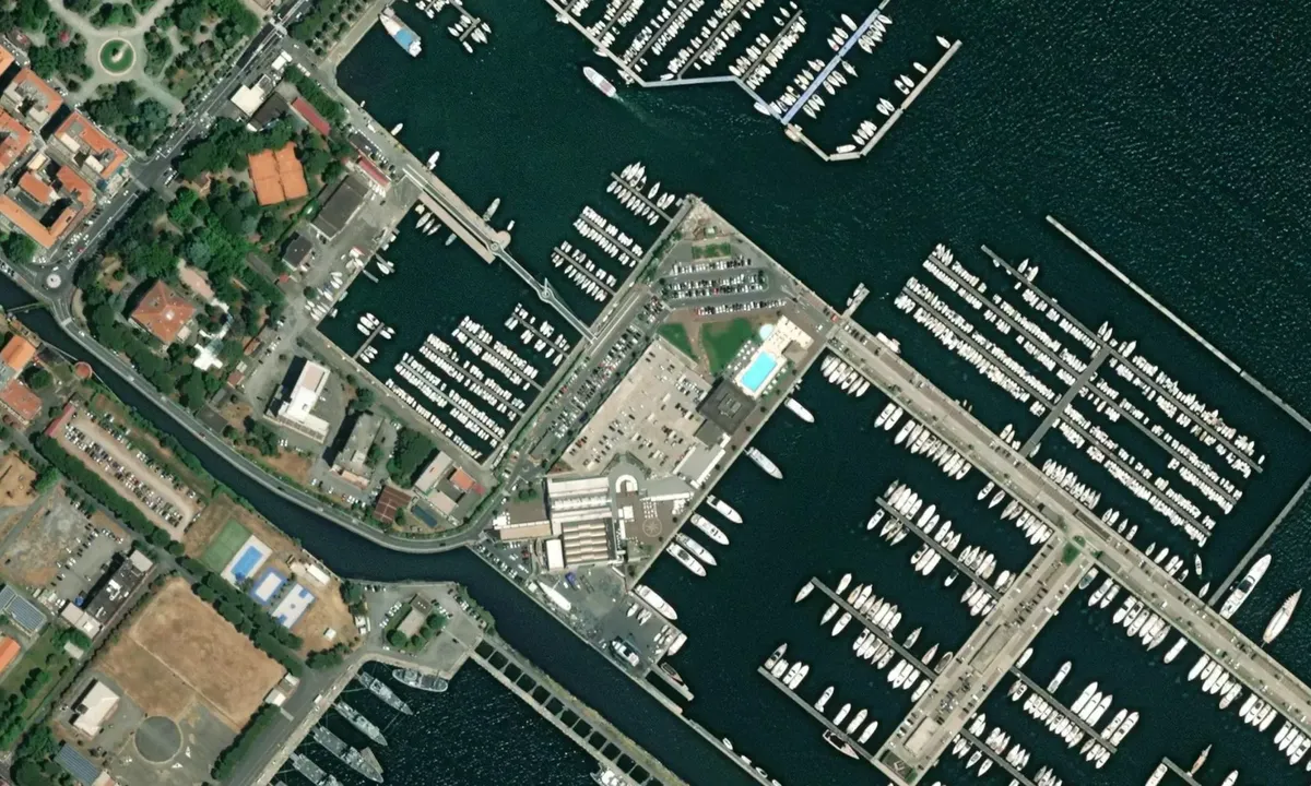Flyfoto av Centro Assistenza Garmin Marine 5