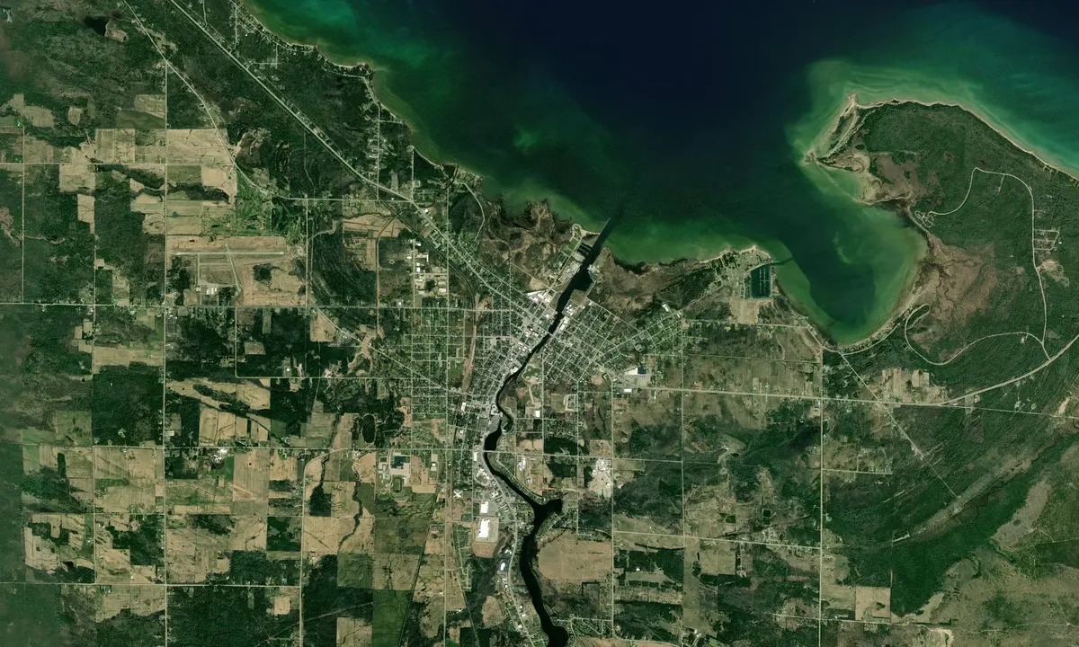 Flyfoto av Cheboygan City Marina