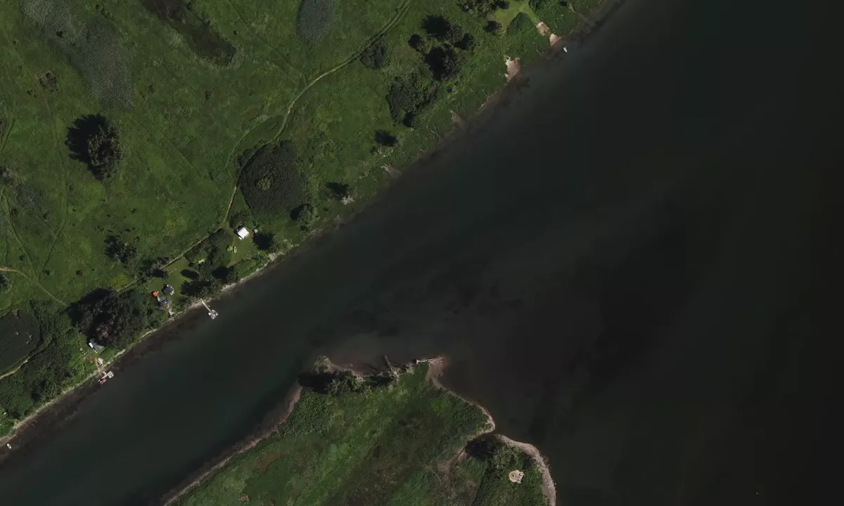 Satelite image of Chenal de l'île aux vaches