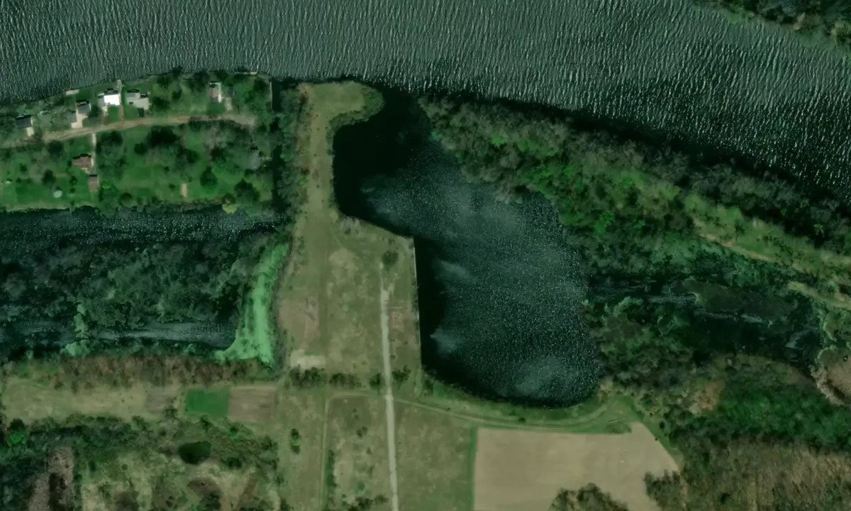 Flyfoto av Clarks pond 