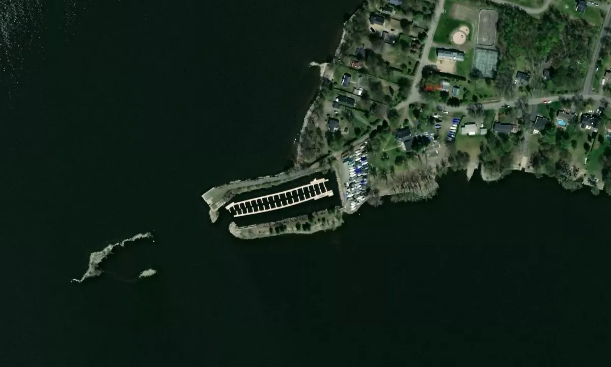 Satelite image of Club de voiles des Laurentides CVL