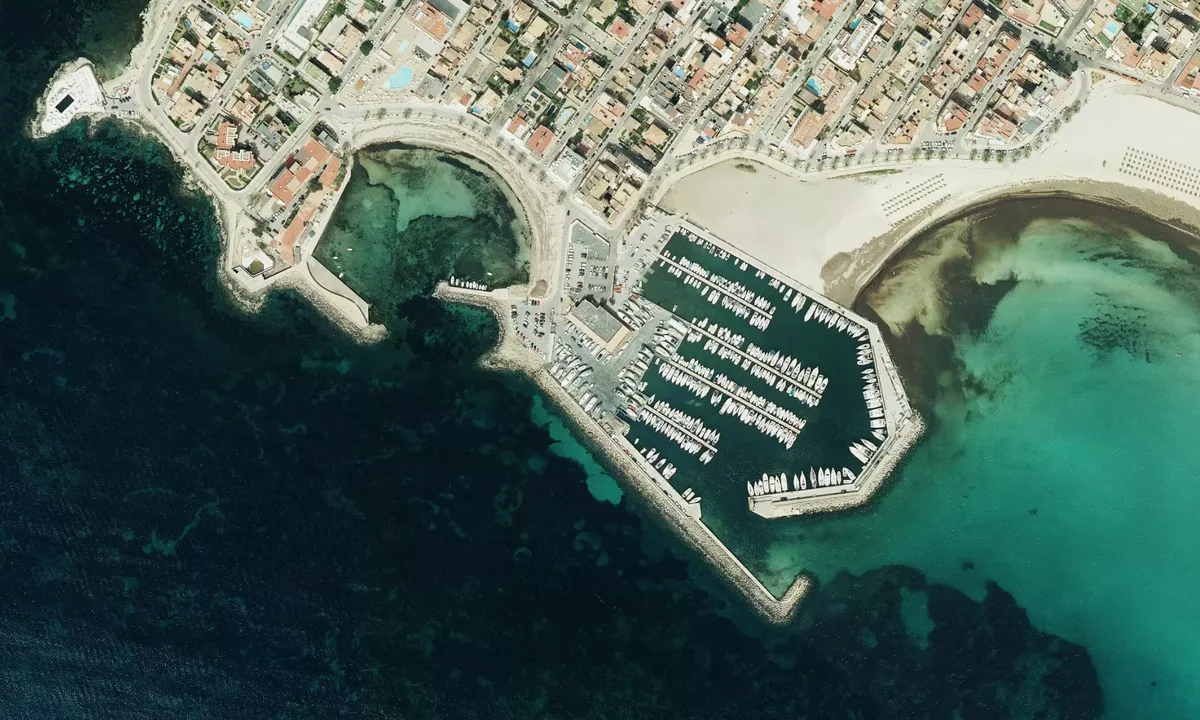 Flyfoto av Club Marítimo San Antonio de la Playa