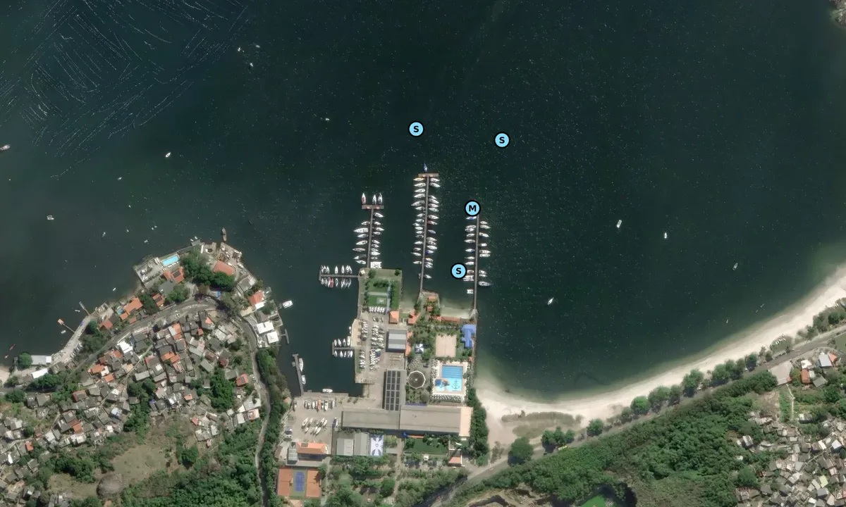 Satelite image of Clube Naval Charitas