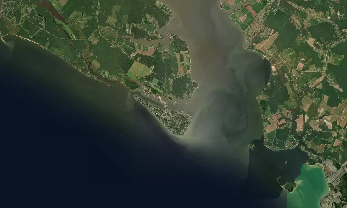 Flyfoto av Cobb Island - 2