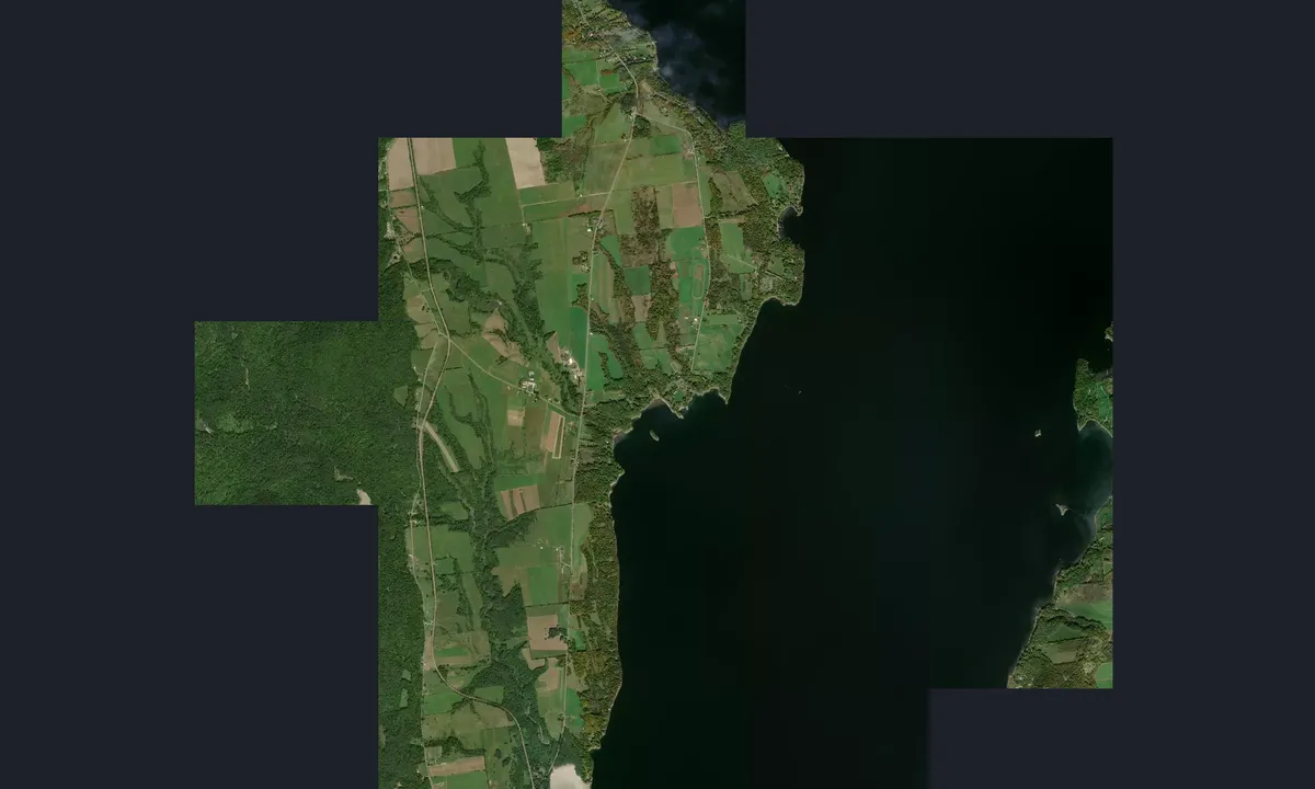 Flyfoto av Cole Bay