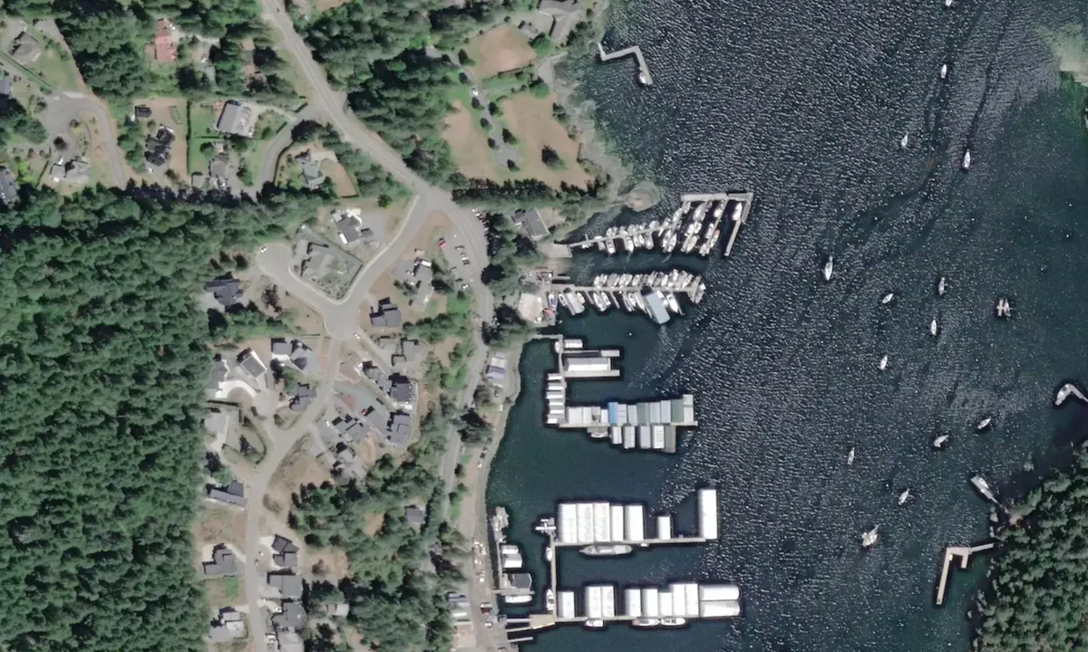 Flyfoto av Cove Boat Yard