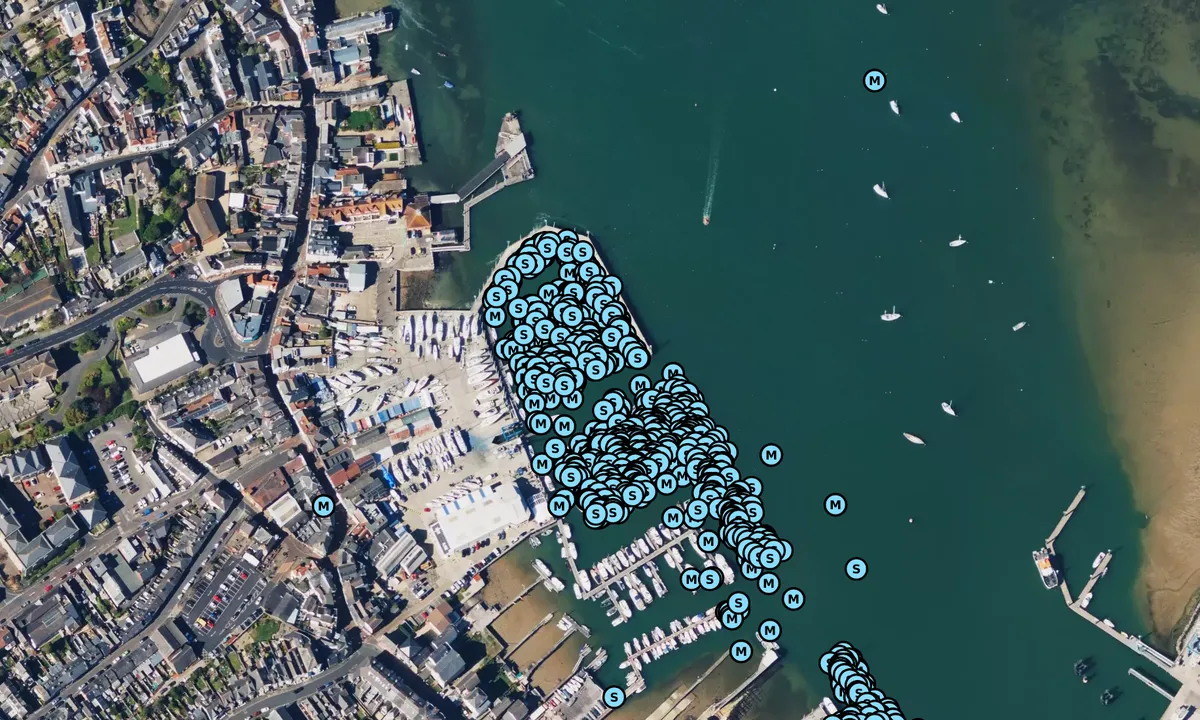 Flyfoto av Cowes Yacht Haven - Isle of Wight