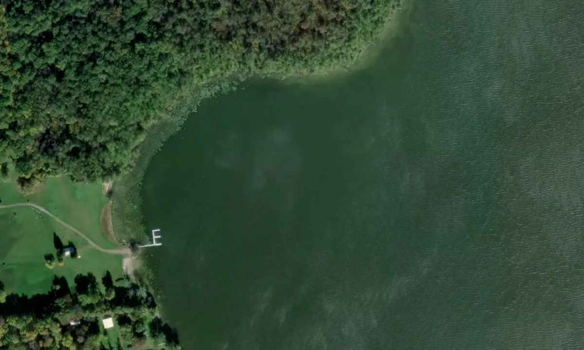 Satelite image of Cross Lake (west)