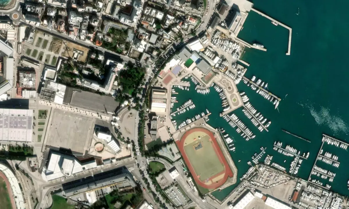 Flyfoto av Cus Bari
