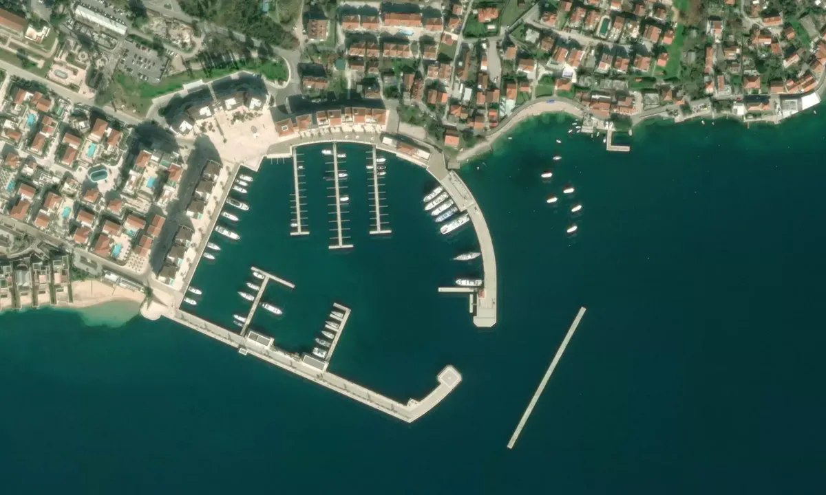 Flyfoto av D-Marin Portonovi 1