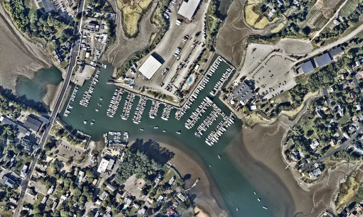 Flyfoto av Danversport Marina
