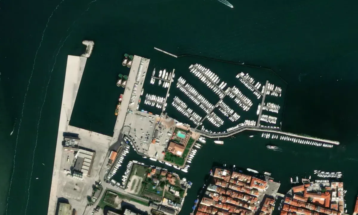 Flyfoto av Darsena Le Saline