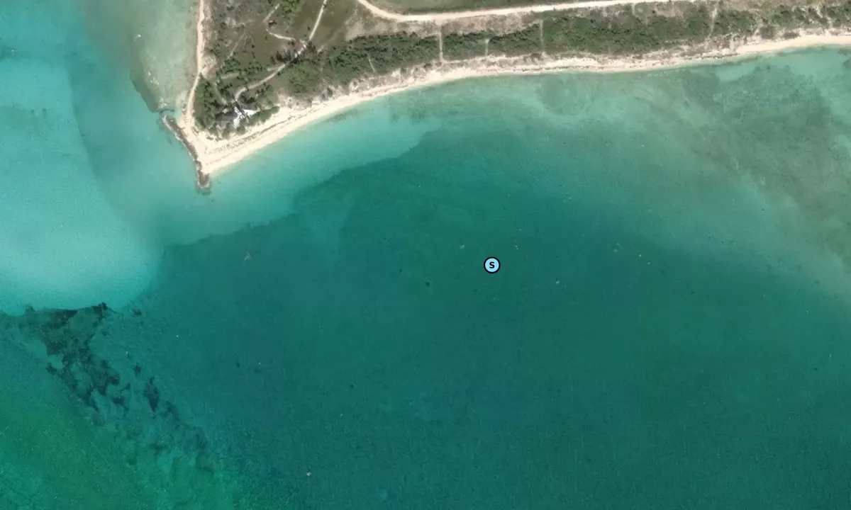 Satelite image of Diamond Cay 1