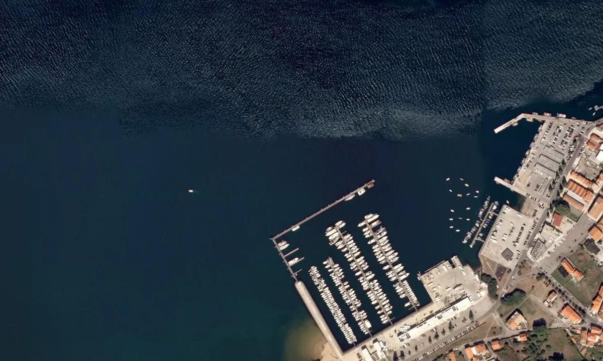 Flyfoto av Douro marina anchoring