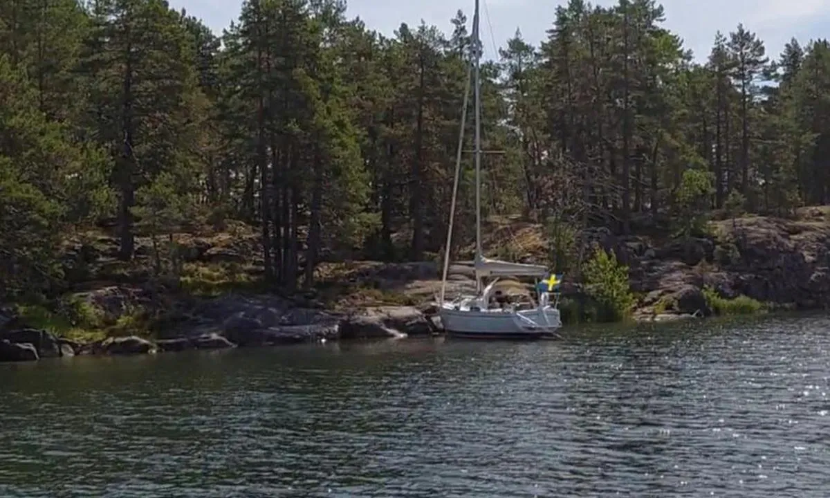 Drängholmen: Fin ettermiddagssol og bading fra svaberget. Turmuligheter