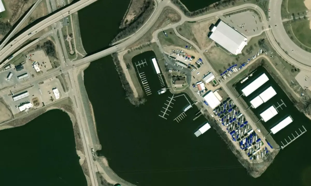 Flyfoto av Dubuque Yacht Basin