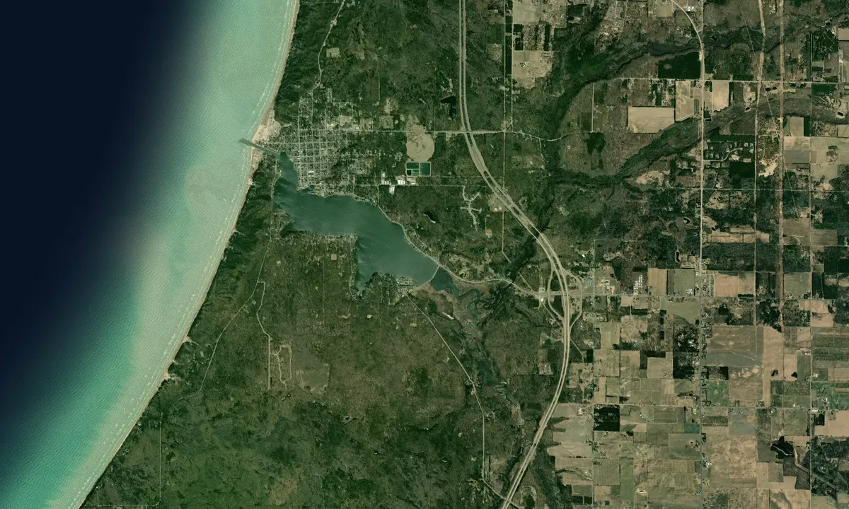 Flyfoto av East Lake Pentwater