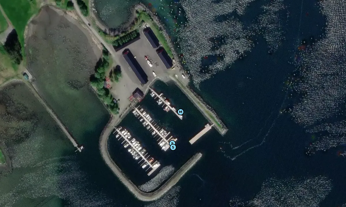 Satelite image of Eide Båthavn