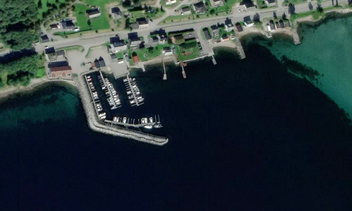 Satelite image of Eidsvåg Småbåthavn