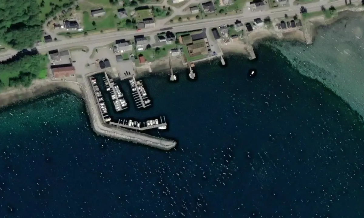 Satelite image of Eidsvåg Småbåthavn