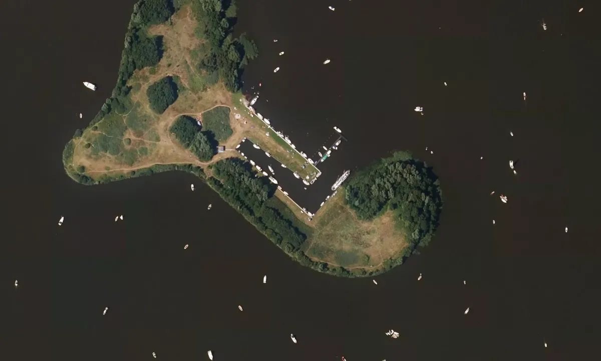 Flyfoto av Eiland van Heeg