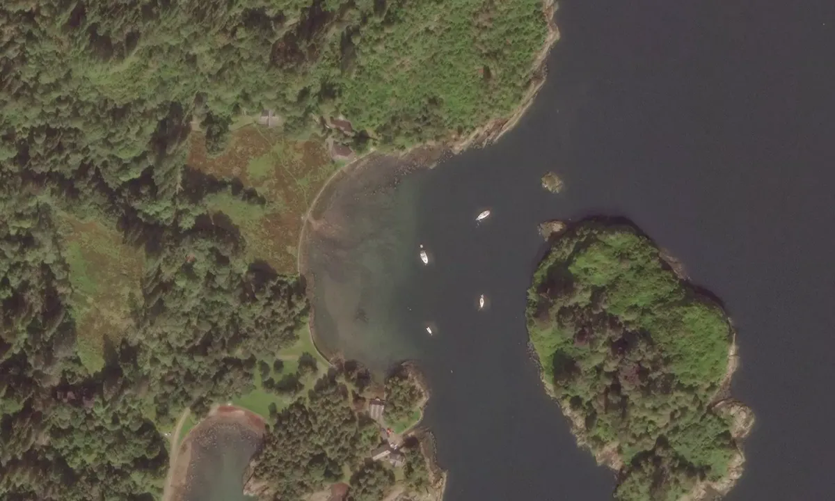 Flyfoto av Eilean Dubh, Kyles of Bute